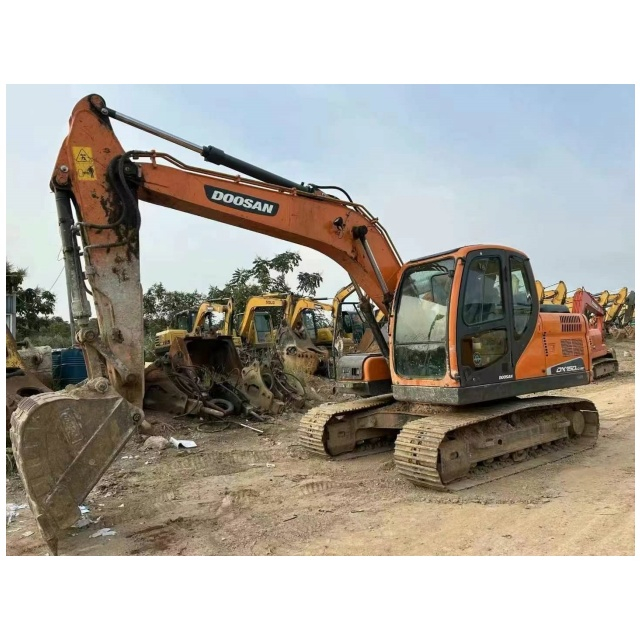 DOOSAN DX130 Excavator 13 Tons Used Medium Excavator trader