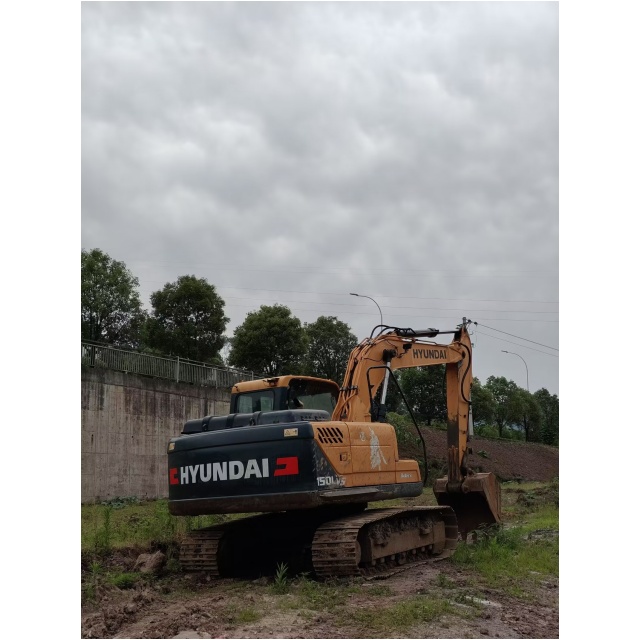 used excavator Hyundai 150 wholesaler used excavator Hyundai 150 wholesaler